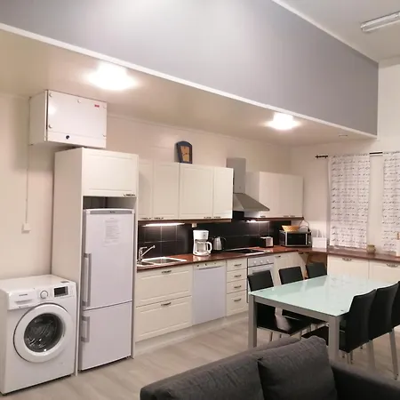 Majoituspalvelu Nurmi Oy Vaelitie 3a Raahe